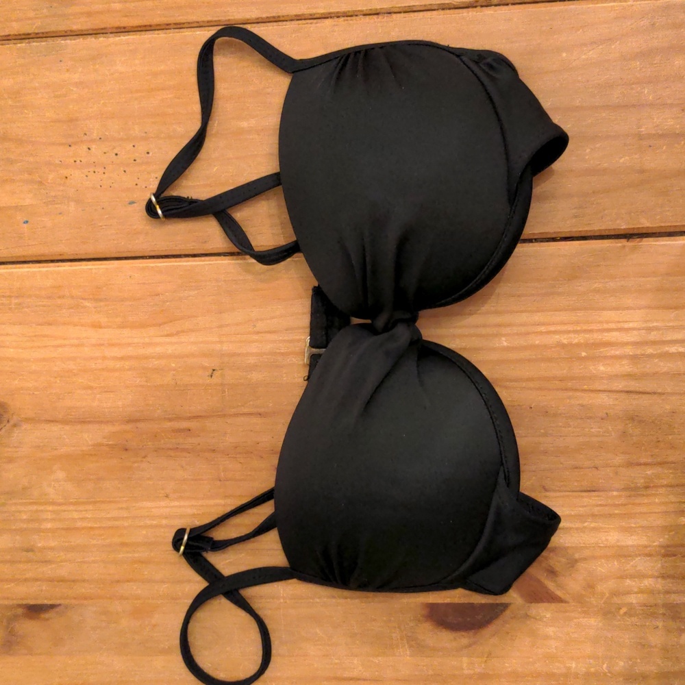 Catalina Rich Black Lift Padded Bikini Top With Spaghetti Straps, Size  M (7-9)
